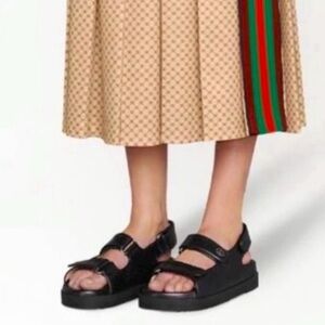 Gucci Malaga Kid Dad Sandal Perforated Leather Sz 9/39